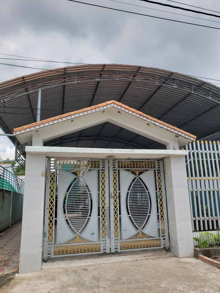 Nhà mặt tiền QL53, xã Trung Thành, Vũng Liêm 536m² - Kinh doanh thuận lợi!