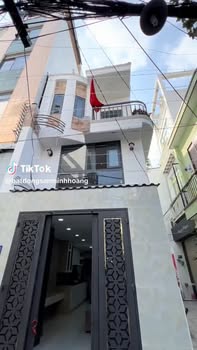 Nhà mới 3 tầng Nguyễn Lâm, Bình Thạnh 27m² giá 6.95 tỷ - Vị trí đắc địa gần khu phố ẩm thực!