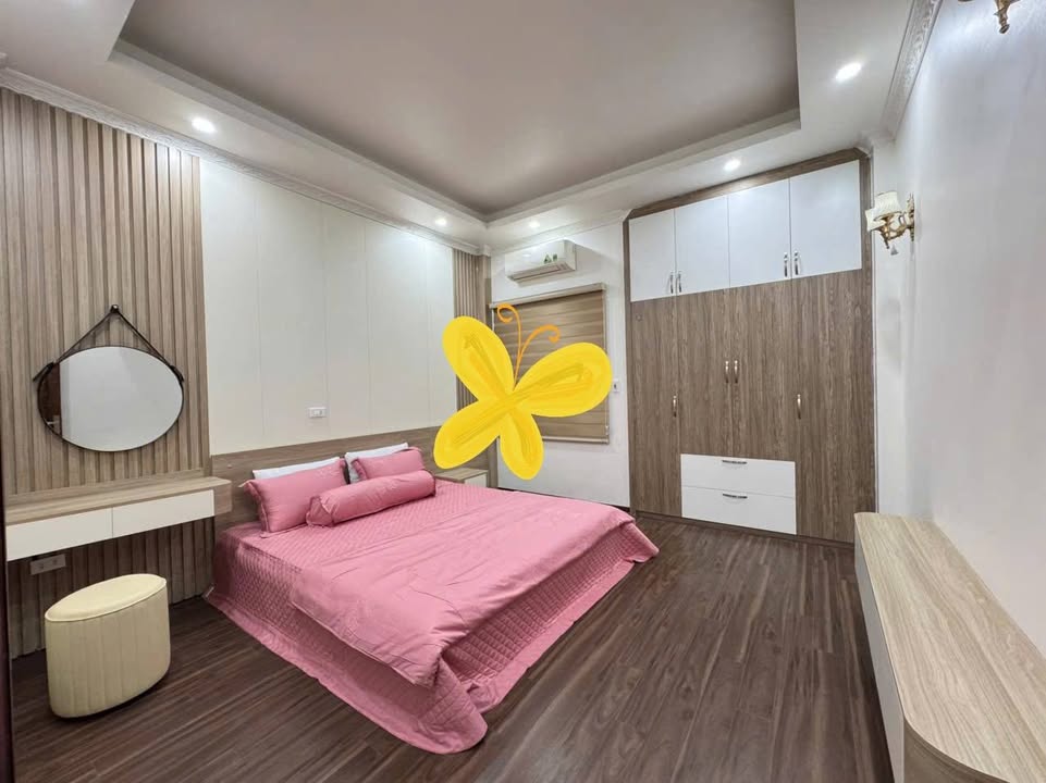 Chung cư Quốc Tử Giám Đống Đa 2PN giá 6 triệu - Nhà đầy đủ nội thất, giao thông thuận lợi!