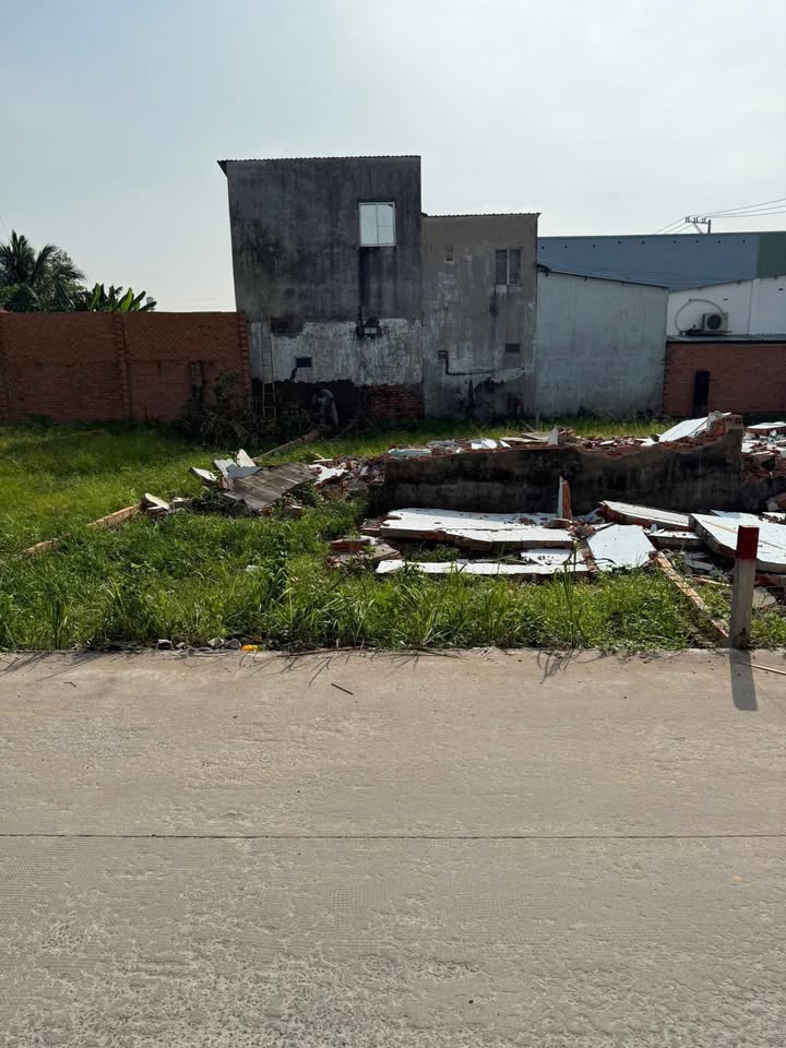 Đất nền Hóc Môn 112m² giá 4.1 tỷ - Khu dân cư xây dựng tự do!