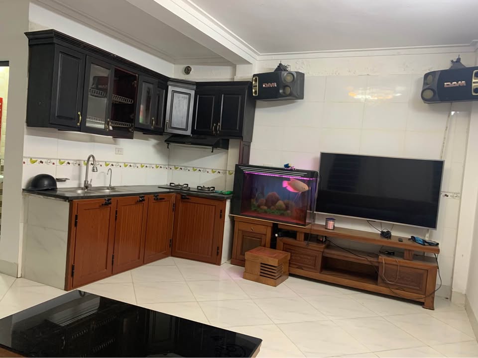 Nhà riêng Tả Thanh Oai, Thanh Trì 32m² giá 3.9 tỷ - Sổ đỏ chính chủ, vào ở ngay!