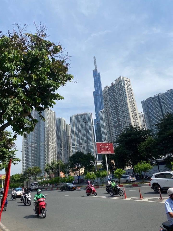 Đất xây 7 tầng Nguyễn Hữu Cảnh, 122m² giá 12 tỷ - Cơ hội đầu tư sinh lời!