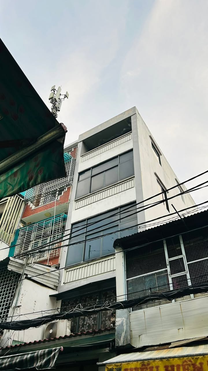 Nhà Hẻm Nội Bộ Phường Bến Thành Quận 1 57m² giá 8 tỷ - Cơ hội đầu tư tuyệt vời!