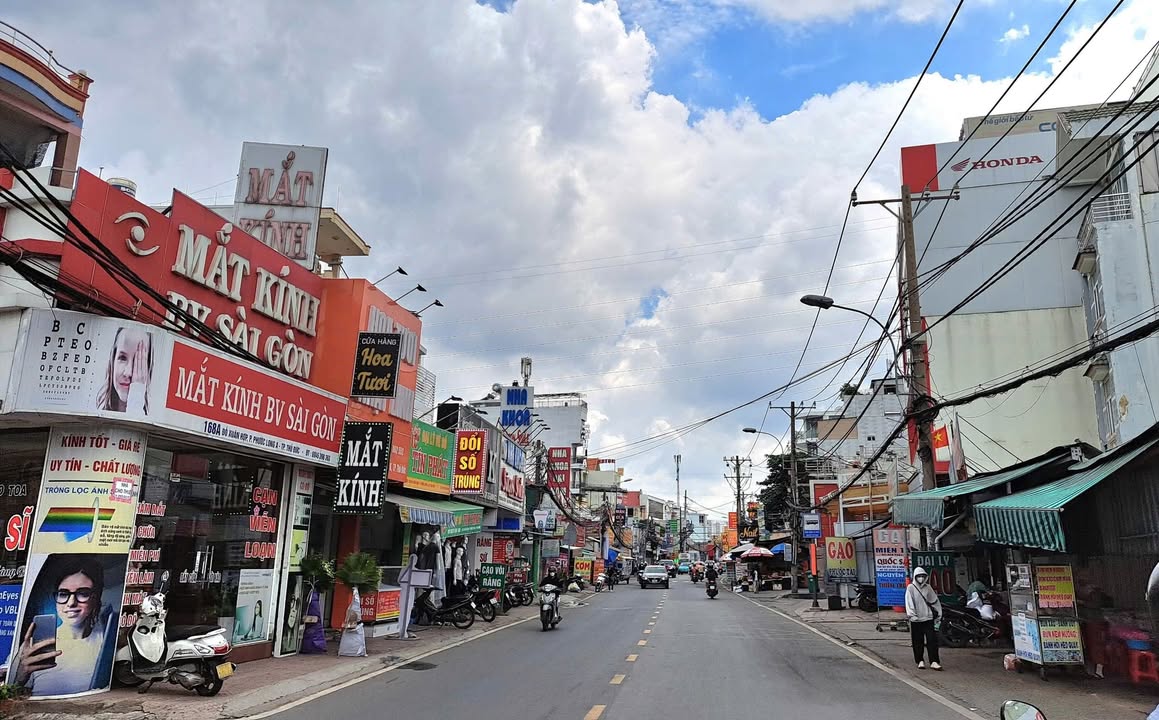 Nhà 4 tầng tại Phước Long, Thủ Đức 88.2m² giá 9 tỷ - Đường thông thoáng, gần trường học!