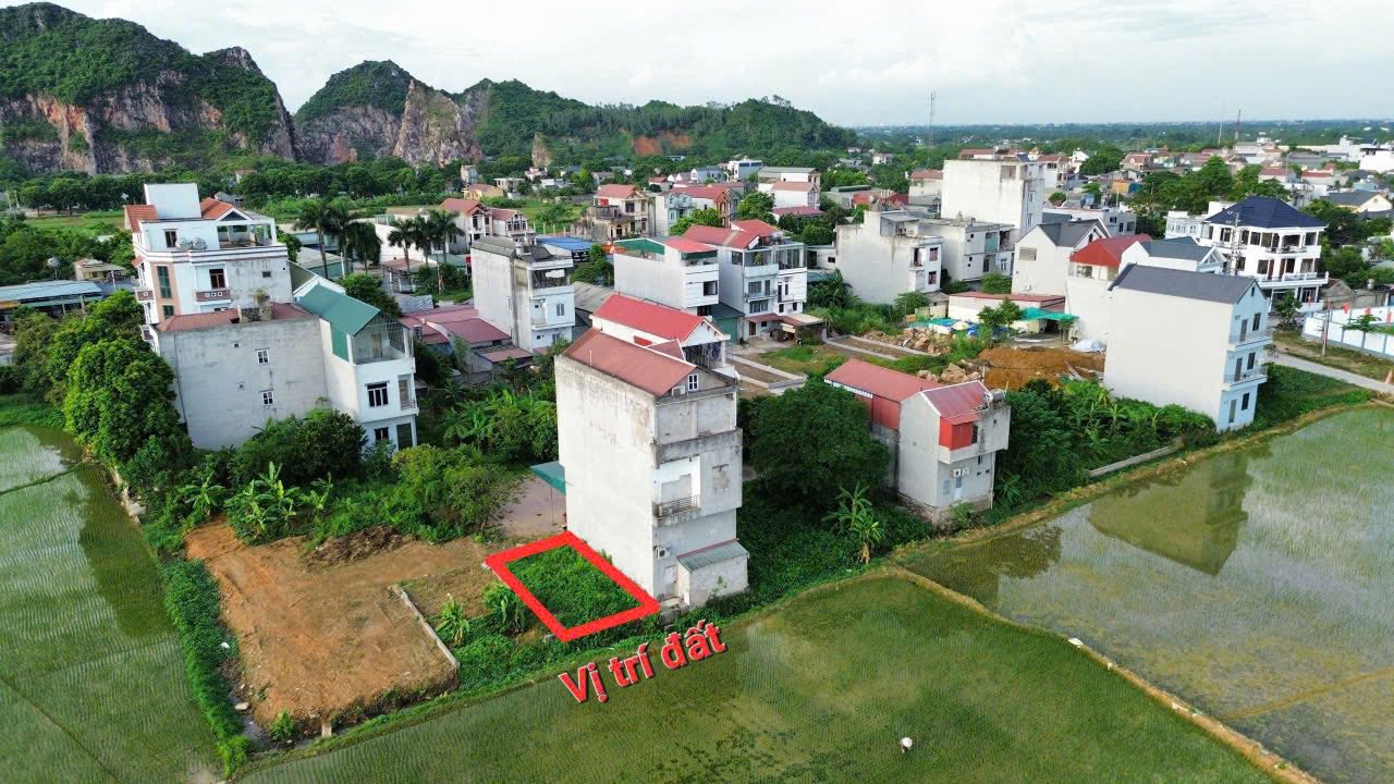 Đất thổ cư 72m² tại xã Xuân Mai, Chương Mỹ chỉ 2 tỷ - Vị trí trung tâm thuận tiện!