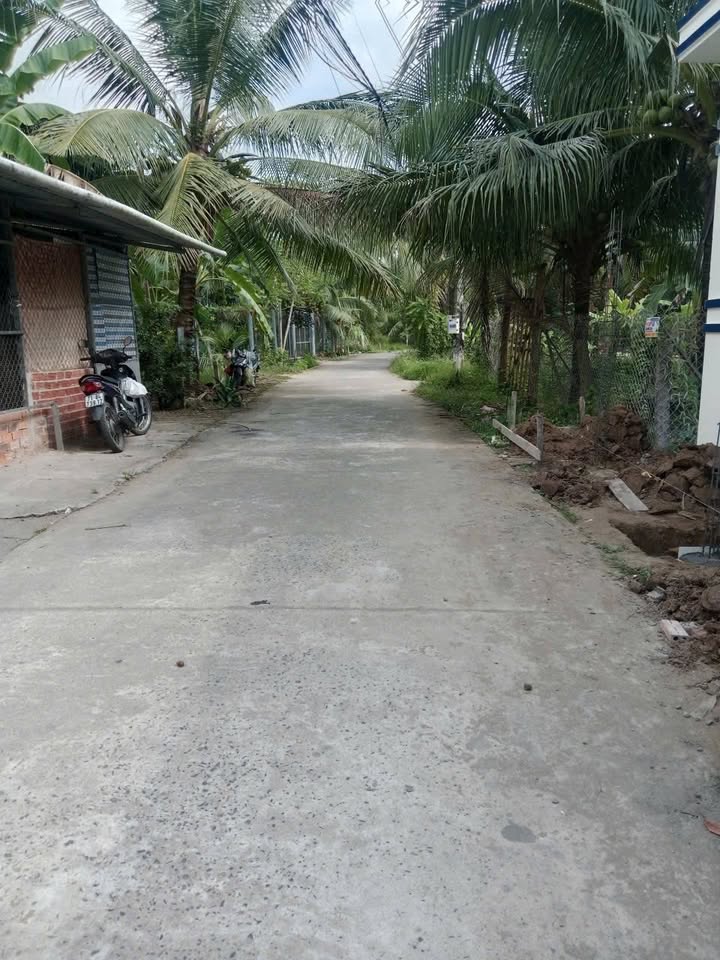 Đất thổ cư 700m² Châu Hòa - Mặt tiền đường lớn, giá chỉ 700 triệu!