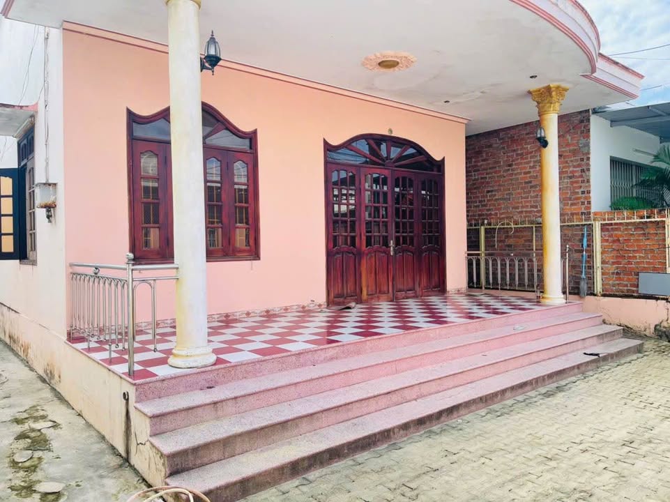 Nhà cấp 4 Thôn Đông, Vĩnh Phương 275m² giá 3,3 tỷ - Sổ đỏ chính chủ!