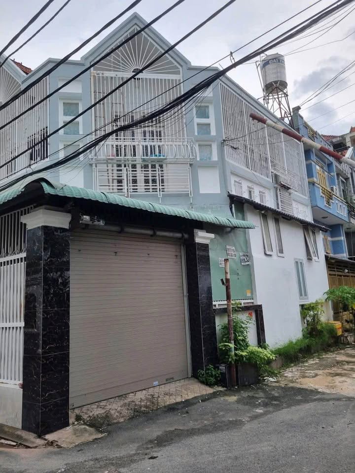 Nhà riêng Thới An, quận 12, 96m² giá 6.1 tỷ - Chỉ cần xách vali vào ở ngay!