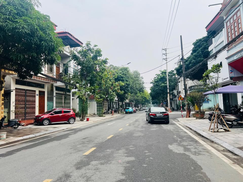 Đất nền 200m² đường Ngô Quyền, Kim Tân - Kinh doanh đắc địa, giá 5 tỷ VND!