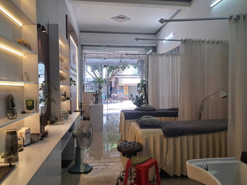 Sang nhượng Spa đang hoạt động - Mặt tiền Lý Thái Tổ, TP. Buôn Ma Thuột - 64m² chỉ 50 triệu!