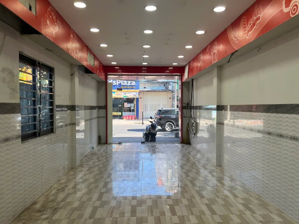 Cho thuê mặt bằng Quang Trung Hóc Môn 125m² giá 25 triệu - Kinh doanh sầm uất!