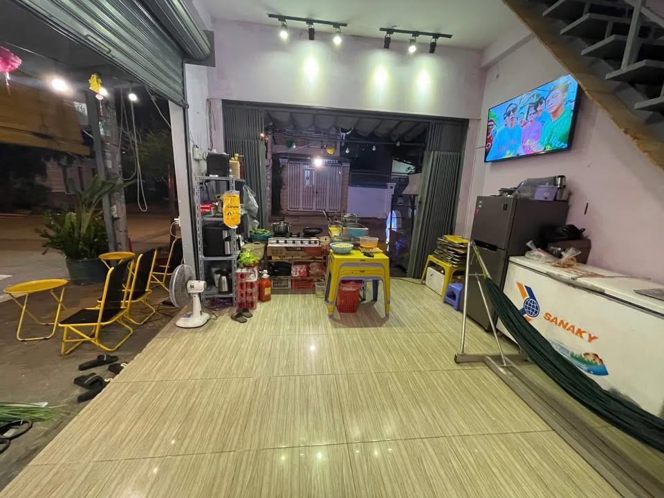 Cho thuê mặt bằng 2 mặt tiền góc khu cư xá ngân hàng Quận 7 - Giá chỉ 12 triệu/tháng!