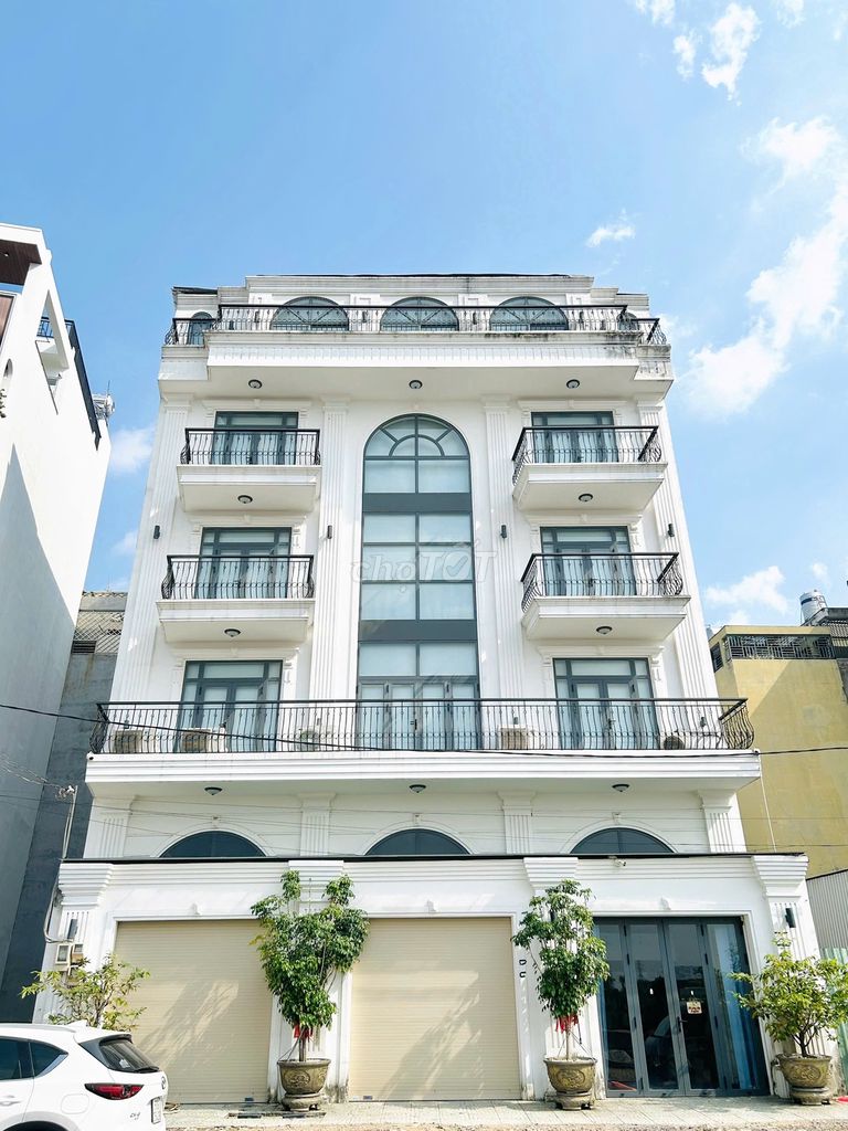 Tòa nhà văn phòng Mặt Tiền Đường số 53 P14 Gò Vấp 1000m² giá 150 triệu - Nhà siêu đẹp, tiện ích đa dạng!