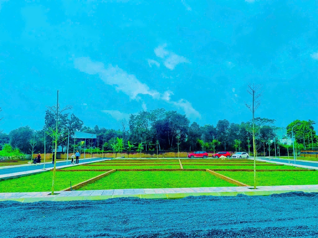 Đất thổ cư 100m² tại Hòa Lạc, giá chỉ 2.5 tỷ - Sổ đỏ chính chủ