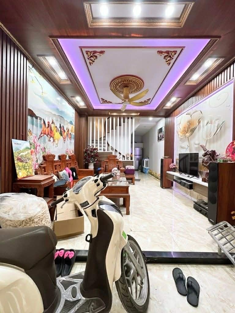 Nhà phố Tân Mai 60m² giá 12 tỷ - Sẵn sàng giao dịch ngay!