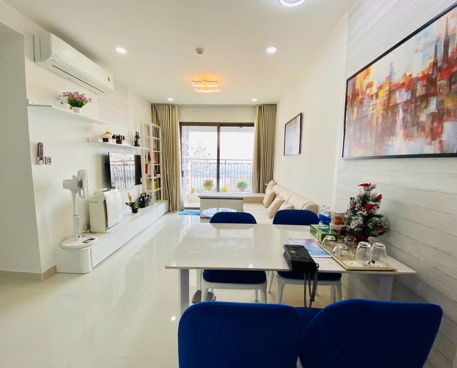 Căn hộ Saigon Royal Residence Quận 4 86m² giá 27 triệu - View sông đẹp, đầy đủ nội thất