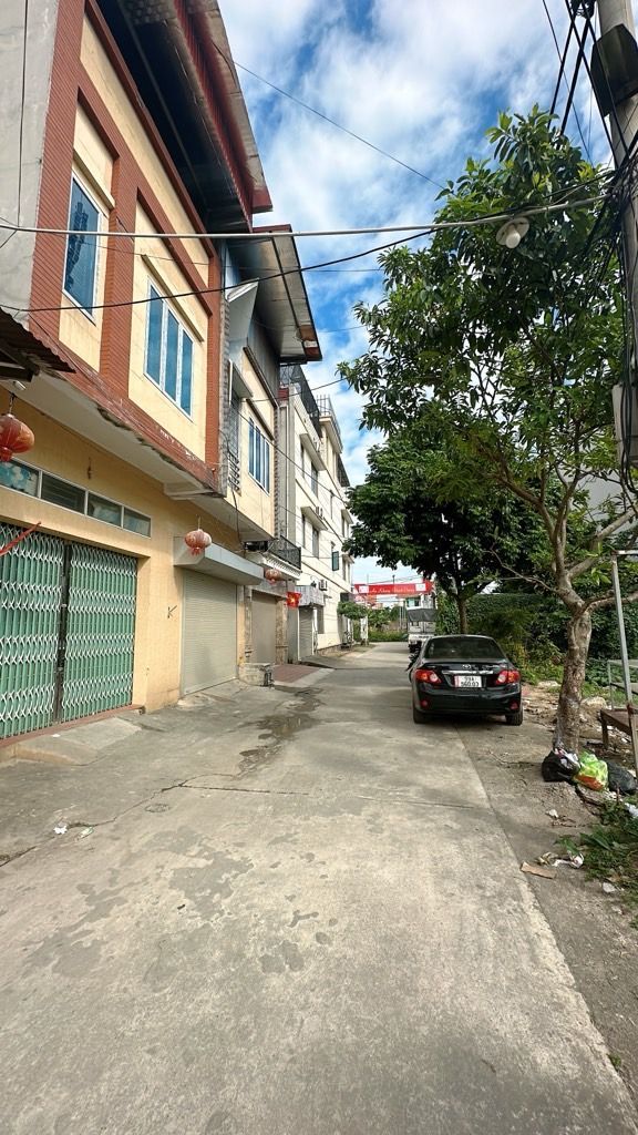 Nhà 2 tầng lô góc 117m² Phù Khê Bắc Ninh giá chỉ 5 tỷ - Ô tô vào tận nơi!