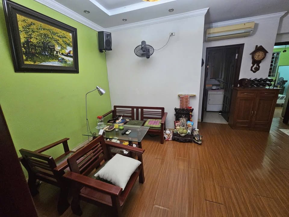 Căn hộ Chung Cư B11 Nam Trung Yên, Cầu Giấy 65m² - Thuận tiện, đầy đủ nội thất