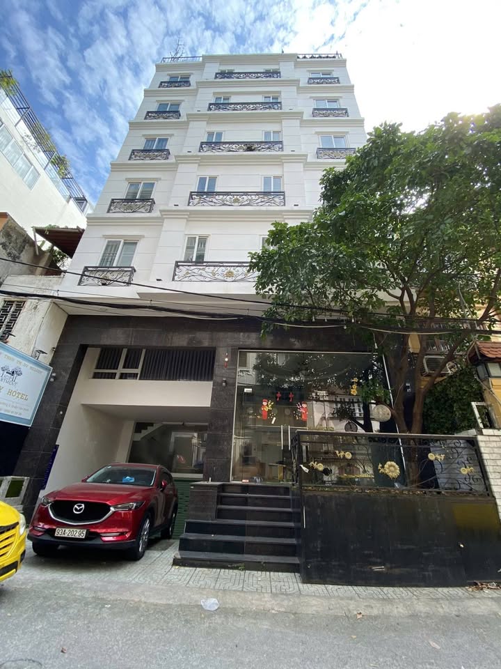 Căn hộ dịch vụ 161m² tại Tân Bình giá 59 tỷ - Doanh thu ổn định, vị trí lý tưởng!