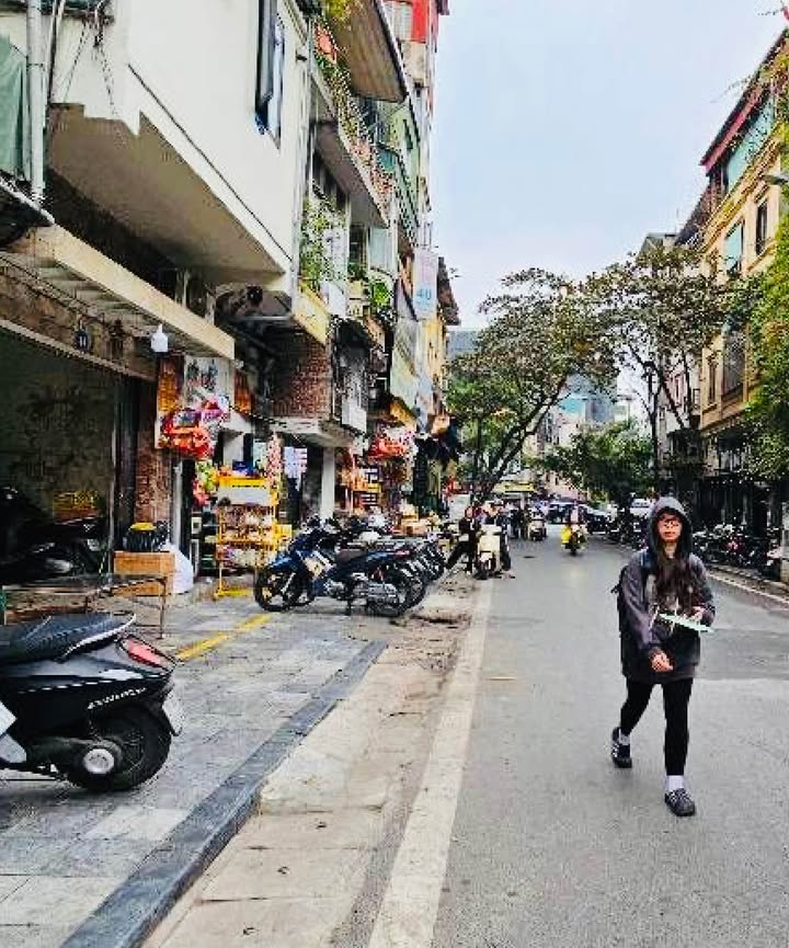 Nhà mặt phố Hàng Cân, Hoàn Kiếm 34m² giá 20 tỷ - Kinh doanh sầm uất!