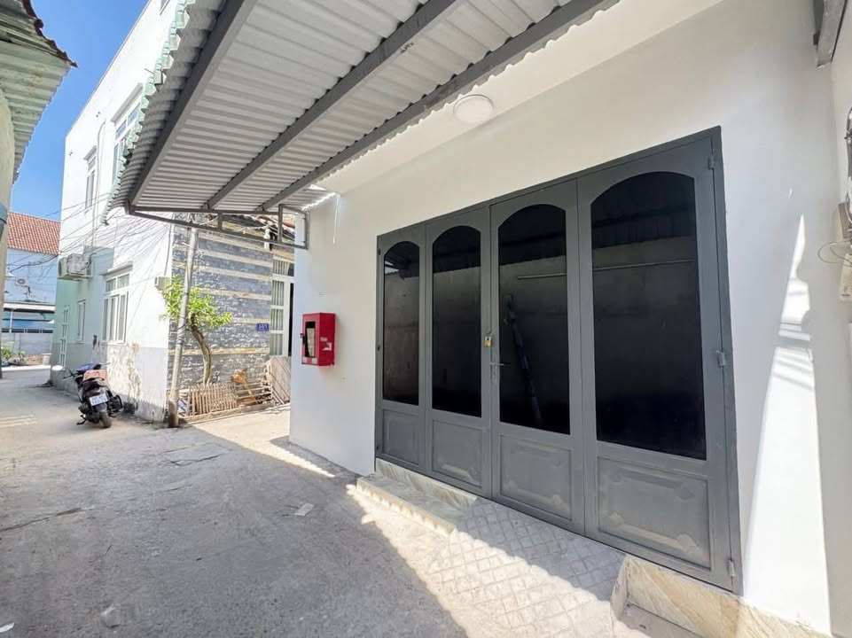 Nhà riêng Thủ Đức 56m² giá 3 tỷ - Căn góc 2 mặt tiền đẹp