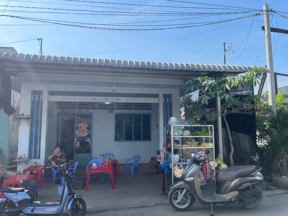 Nhà mặt tiền đường Nguyễn Xiển, Thủ Đức 105m² giá 3.7 tỷ - Đầu tư sinh lời cao!
