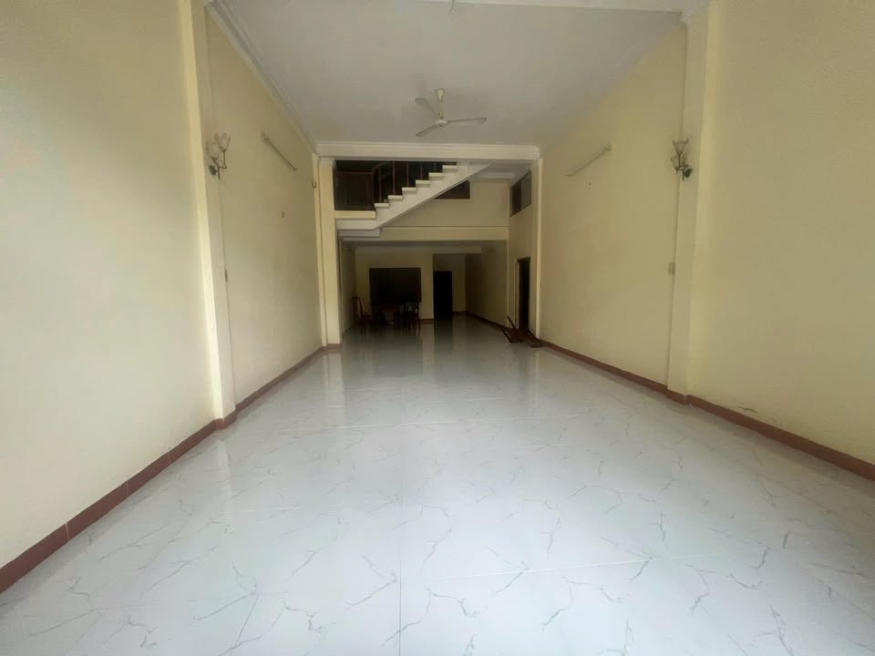 Nhà cho thuê mặt tiền đường Ngô Mây, Quy Nhơn 125m² - Phù hợp mở văn phòng và trung tâm dạy học!