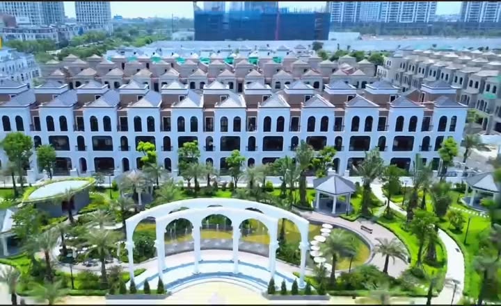 Townhouse GIA BY KITA Tây Hồ 180m² giá 65-100 tỷ - Vị trí đắc địa, tiềm năng tăng giá cao