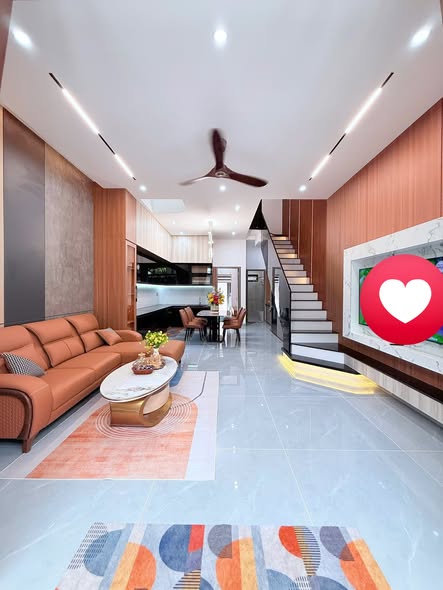 Nhà 3 tầng Hòa Minh, Đà Nẵng 70m² giá 7.35 tỷ - Full nội thất sang trọng, gần biển!