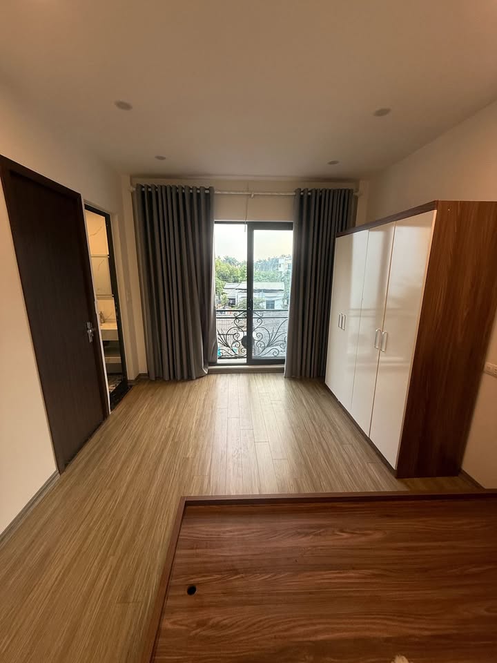 Nhà phố Thạch Bàn 31m² giá 6 tỷ - Thiết kế hiện đại, không gian thoáng đãng!