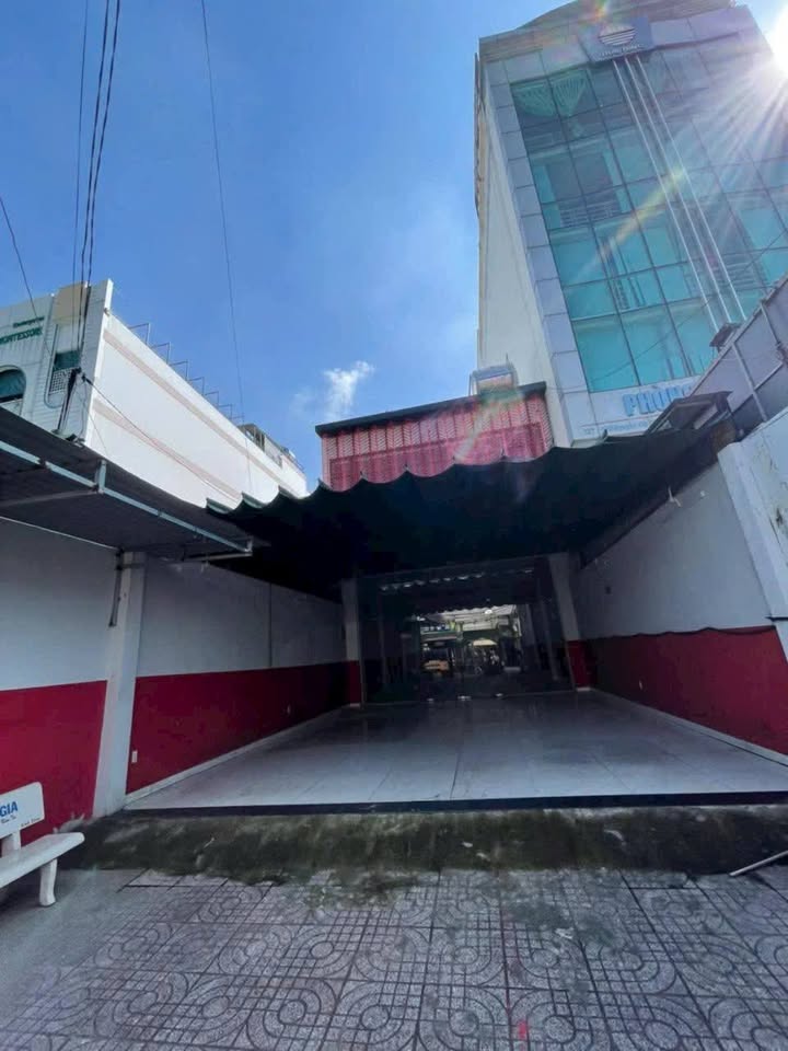 Nhà Mặt Tiền Kinh Doanh Nguyễn Văn Tăng, Quận 9, 288m² - Vị trí đắc địa, sẵn sàng kinh doanh!