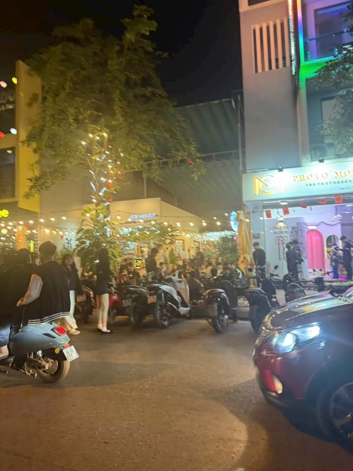 FrontHouse Bà Triệu - 214m² giá thỏa thuận - Mặt tiền kinh doanh đắc địa!