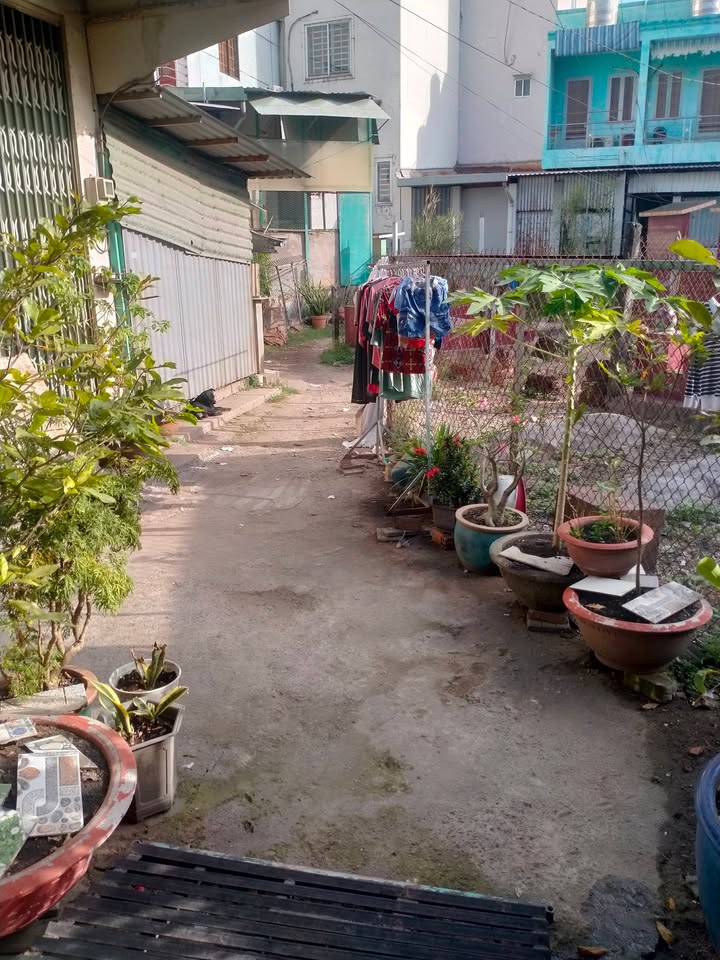 Nhà riêng Tân Thới Nhì Hóc Môn 144m² giá 3.8 tỷ - Sổ hồng chính chủ!