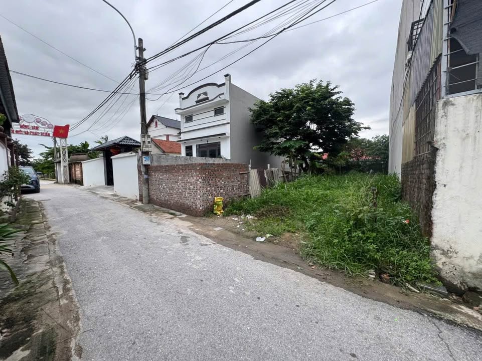 Đất nền khu phố Lai Sơn, Vĩnh Yên 135m² giá chỉ 1.89 tỷ - Cơ hội đầu tư tuyệt vời!