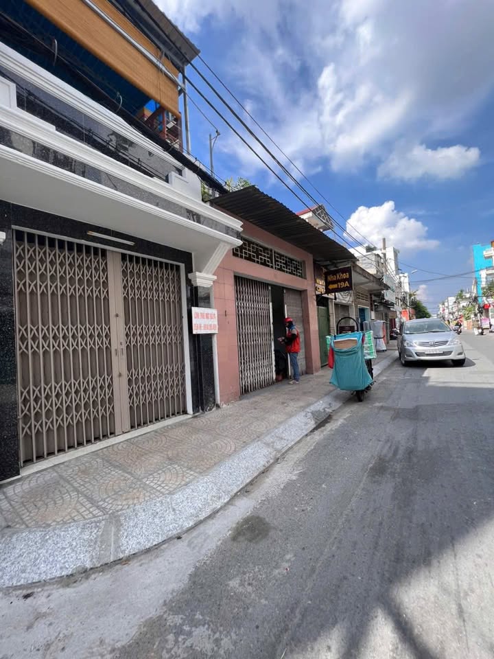 Nhà mặt tiền Nguyễn Đình Chiểu, Phú Nhuận, 98m², giá 20 tỷ - Cơ hội đầu tư tuyệt vời!
