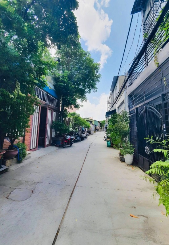 Nhà 2 Tầng Quốc Lộ 13 Hiệp Bình Phước 68m² giá 4.4 Tỷ - Hẻm Xe Hơi, Pháp Lý Rõ Ràng!