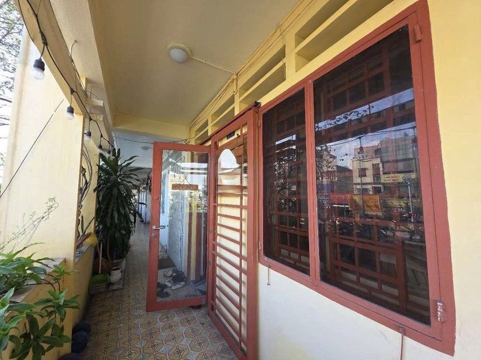 Cho thuê căn hộ chung cư cũ đường Trần Quốc Thảo, Quận 3, 45m² - Phù hợp làm studio và kinh doanh online!