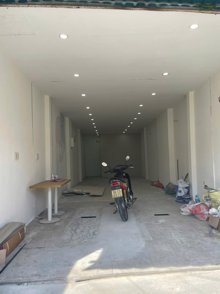 Cho thuê mặt bằng kinh doanh Thủ Đức 72m² giá 17 triệu - Vị trí đắc địa gần trường học!