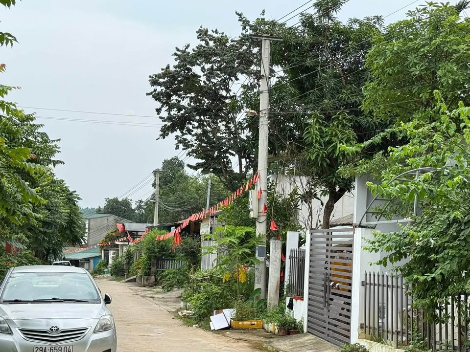 Đất nền Yên Thịnh, Yên Bái 84m² giá 1.4 tỷ - Vị trí thuận lợi, đầu tư sinh lời!