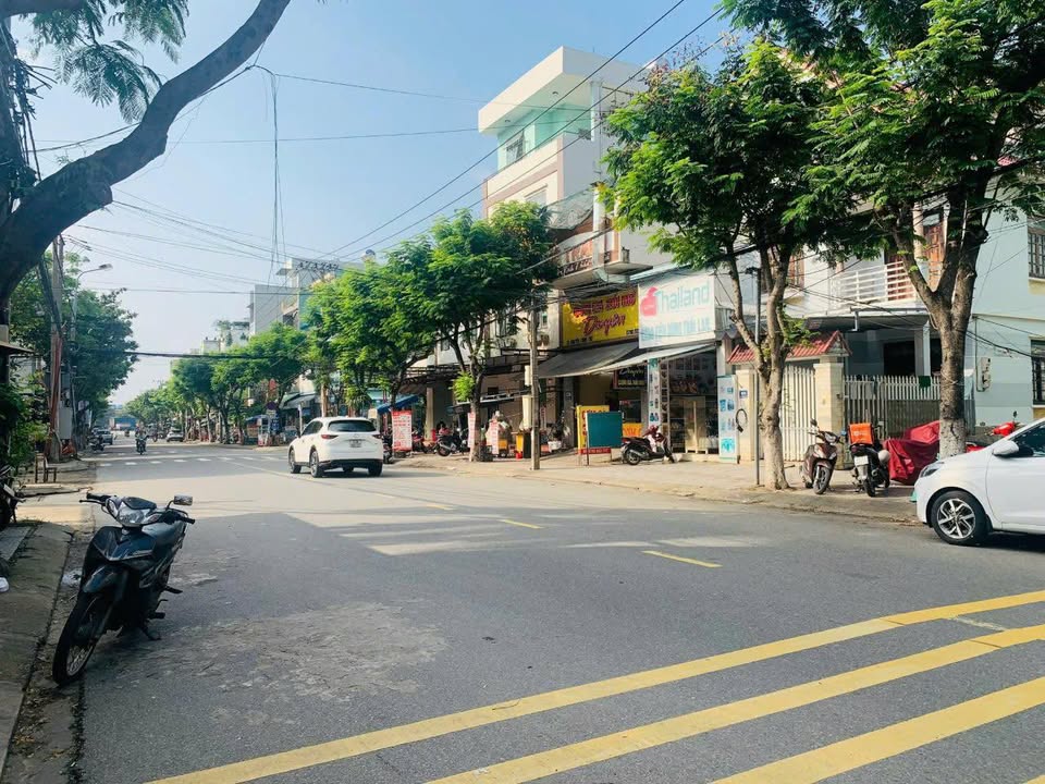 Đất mặt tiền Nguyễn Công Trứ, Sơn Trà 117m² giá 21 tỷ - Kinh doanh sầm uất gần biển!