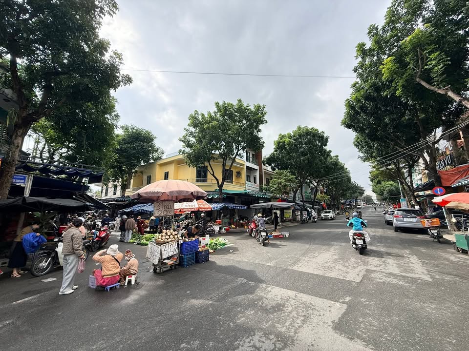 Nhà mặt tiền chợ Bắc Mỹ An Đà Nẵng 90m² giá 13.2 tỷ - Kinh doanh ngay!