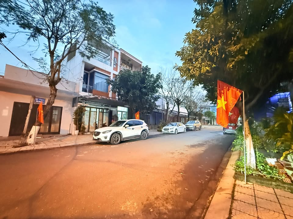 Nhà bán Mân Quang 8, Sơn Trà 97m² giá 8.2 tỷ - Vị trí đắc địa, hướng Bắc