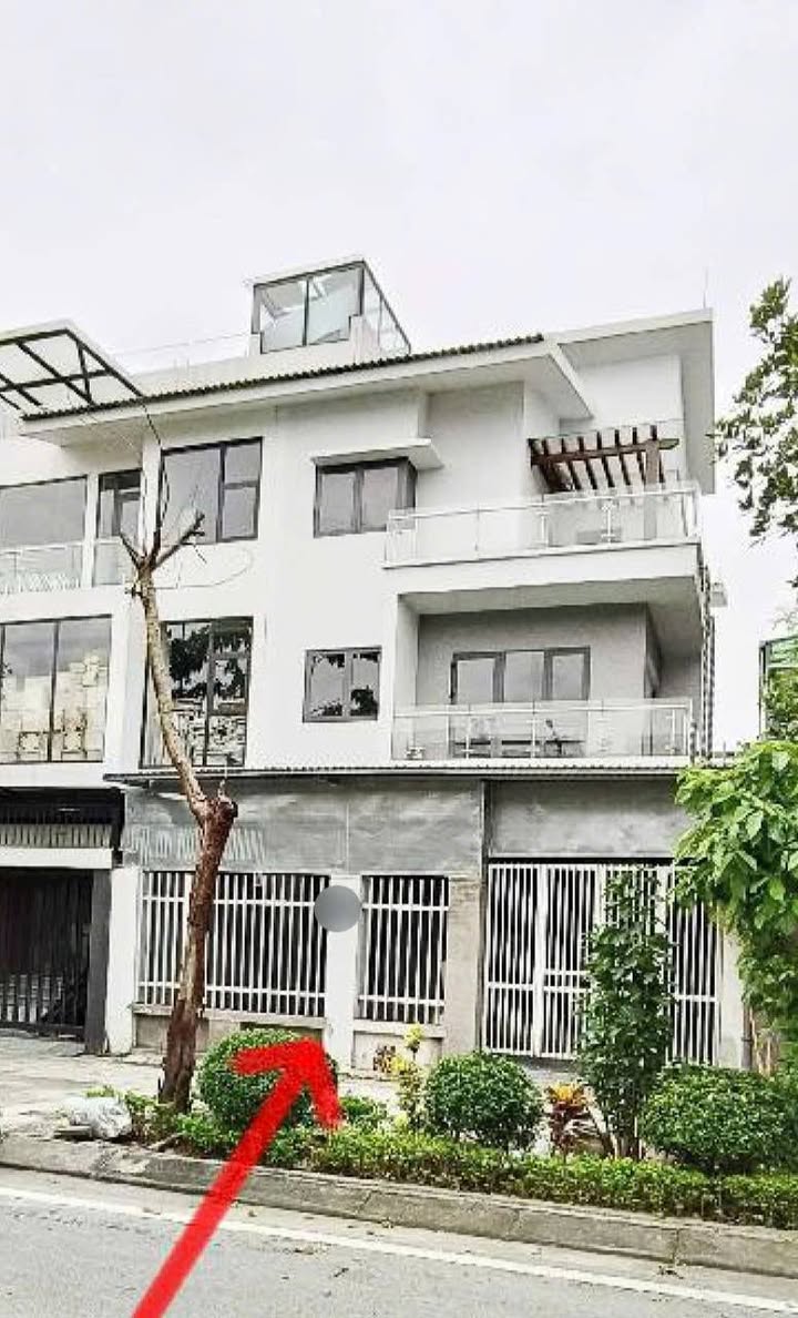Biệt thự song lập FORESA Xuân Phương 135m² giá 32 tỷ - Cơ hội hiếm có cho nhà đầu tư!