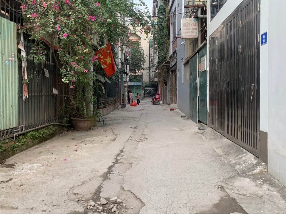 Nhà 4 tầng Phú Diễn Bắc Từ Liêm 53.7m² giá 13 tỷ - Ô tô tránh, dân xây chắc chắn!