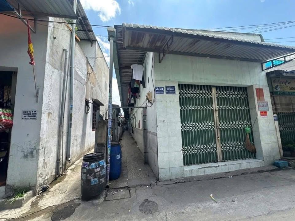Dãy trọ Dĩ An 256m² giá 5 tỷ - Cơ hội đầu tư sinh lời cao!