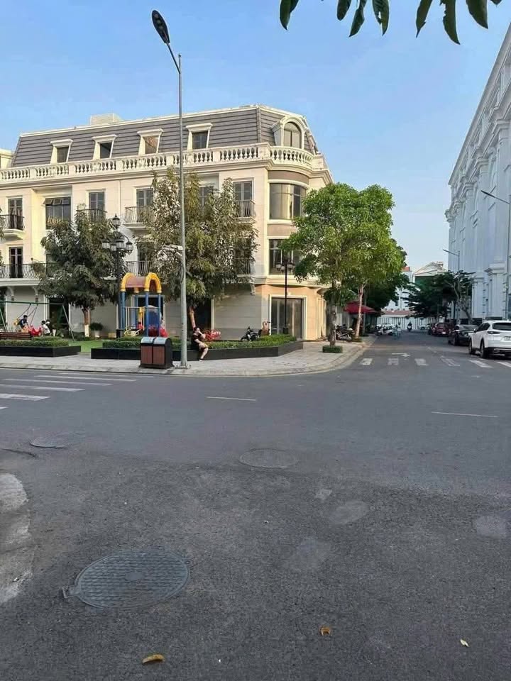 Shophouse Vincom Vĩnh Long 75m² giá 8.5 tỷ - Đầu tư sinh lời ngay!