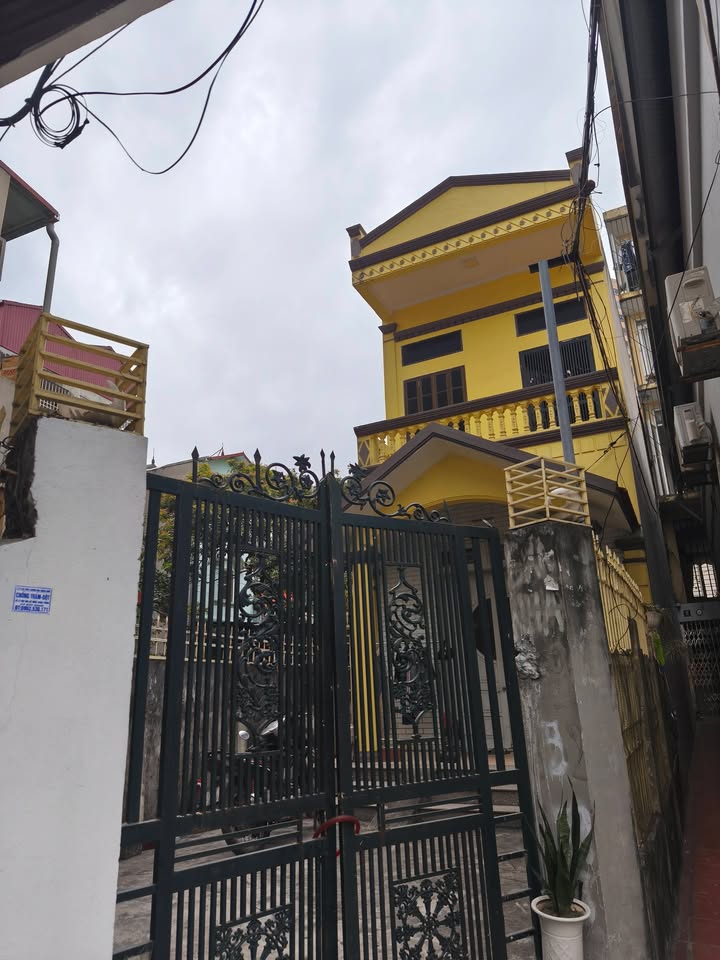 Nhà 2 tầng Ngọc Trì, Thạch Bàn, Long Biên 107m² giá 8,9 tỷ - Ô tô vào tận nhà!