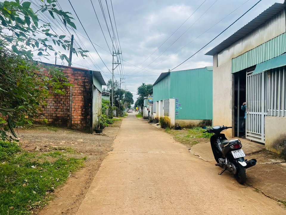 Đất nền Ký Con, Pleiku 230m² giá 1.9 tỷ - Vị trí đẹp, kinh doanh thuận lợi!