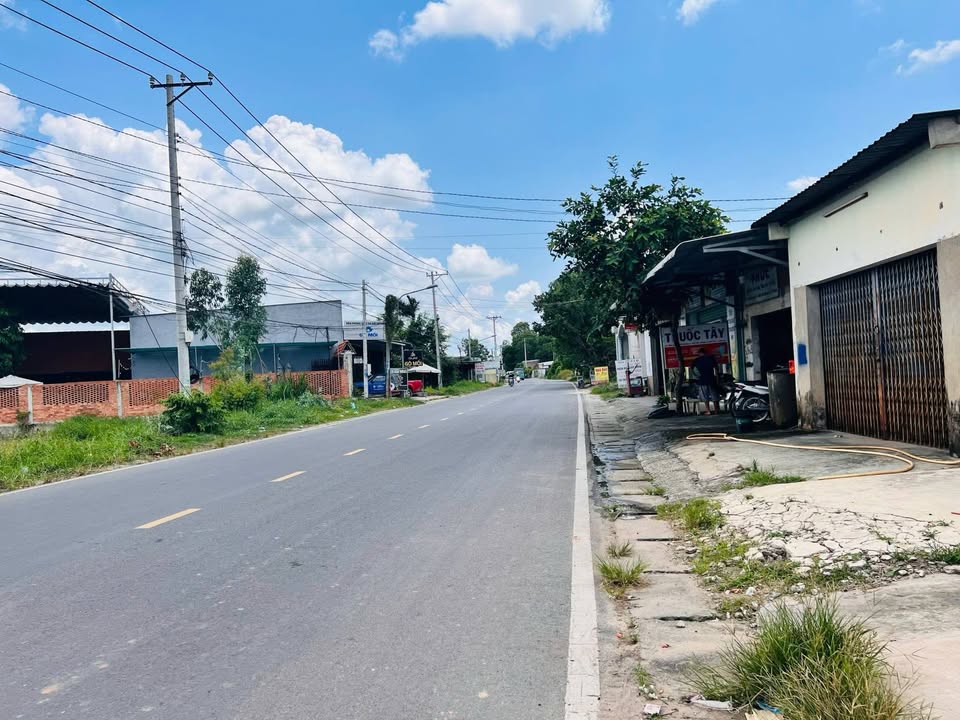 Đất mặt tiền kinh doanh TL9, Đức Hòa, Long An 2124m² giá 8.45 tỷ - Tiềm năng sinh lời cao!