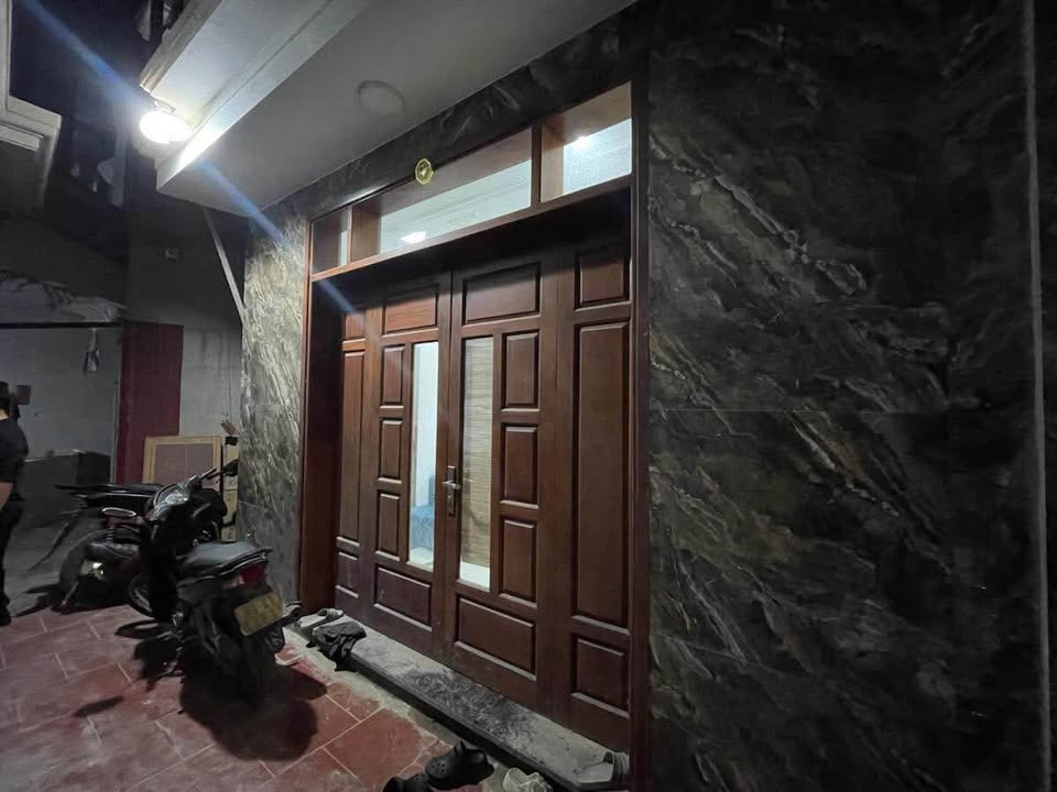 Nhà 5 tầng Xuân Đỉnh, Bắc Từ Liêm 35m² giá 8.8 tỷ - Nhà đẹp, sổ đỏ chính chủ!